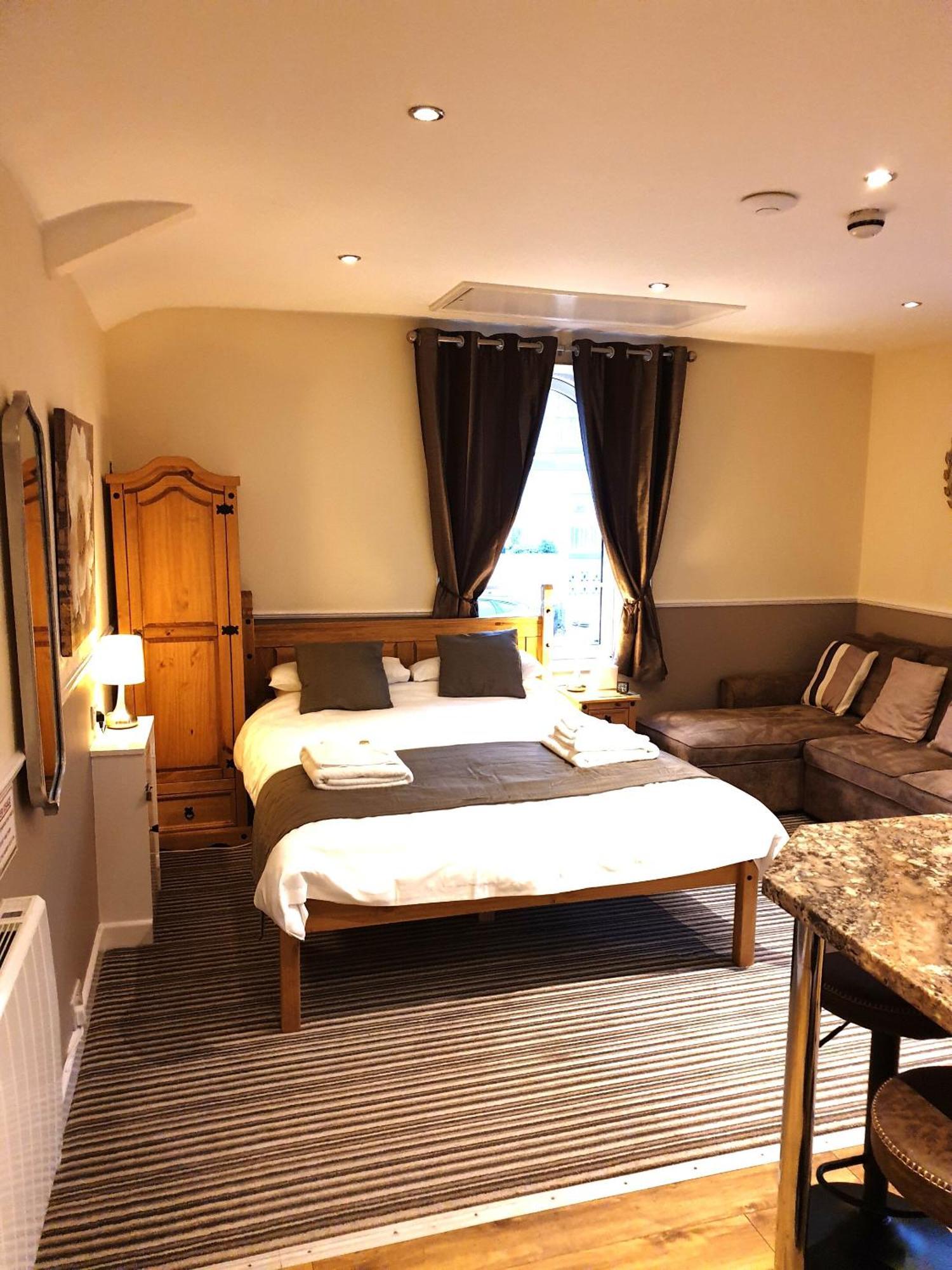 Appartement Appletorre House Flats - Pet Friendly And Private Parking *